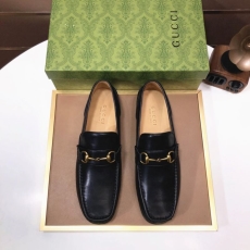 Gucci Leather Shoes